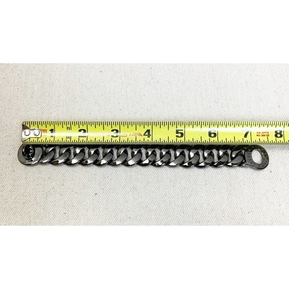 Marc by Marc Jacobs Katie Turnlock Chain Bracelet - Picture 6 of 7